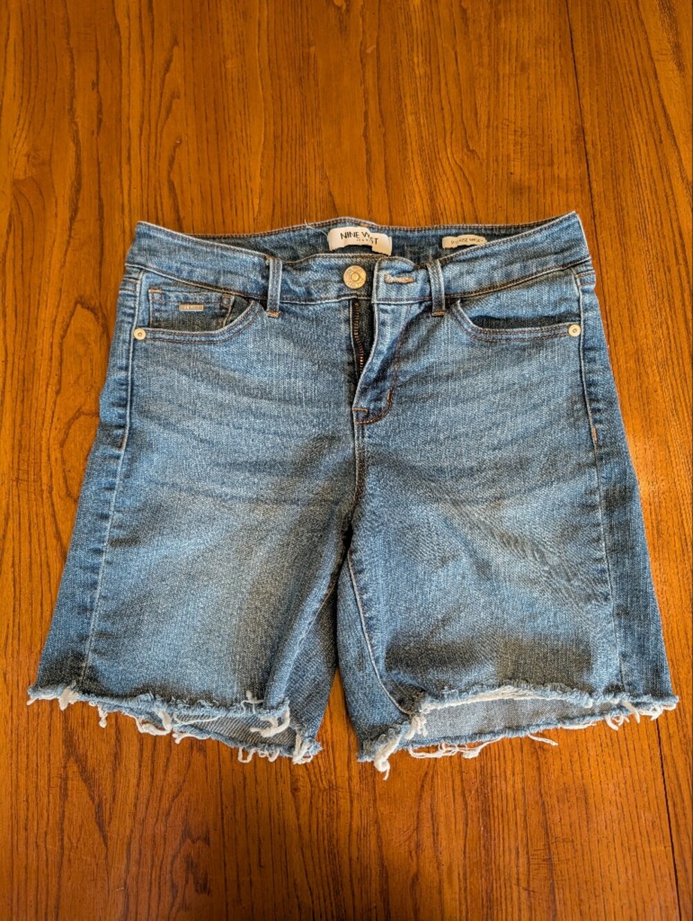 Nine West Mid Rise Denim Shorts - Cuffed - Size 4 - Gently Loved